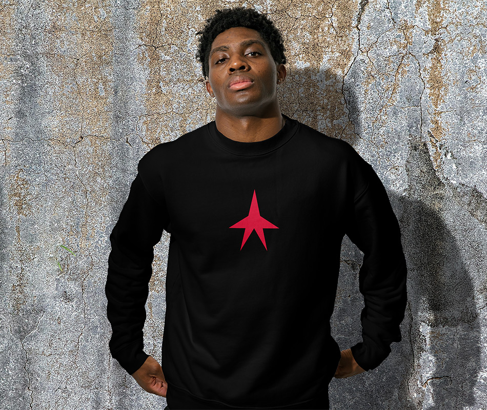 Kneissl apparel image of black sweatshirt jumper